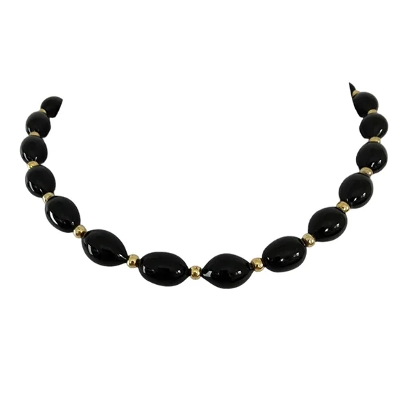 Vintage black glass bead necklace filigree clasp in gold tone - Picture 3 of 7